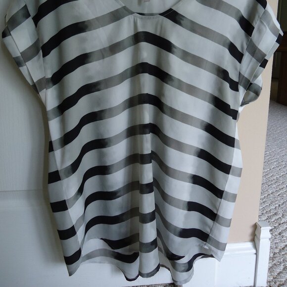 BCBGeneration Top M - Picture 3 of 9